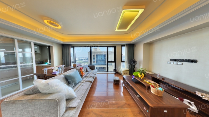 绿城莲园二手房实景图