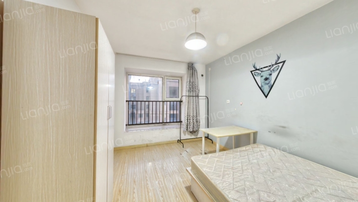 海信东山郡西区二手房实景图