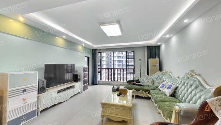 晶蓝半岛一期二手房实景图