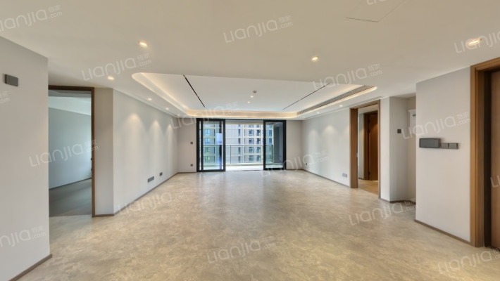 潮展云起二手房实景图