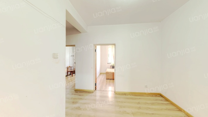 都督花园小区二手房实景图