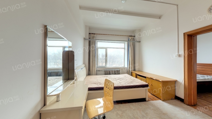 周水子广场二手房实景图