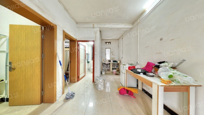 鲁巷中医小区二手房实景图