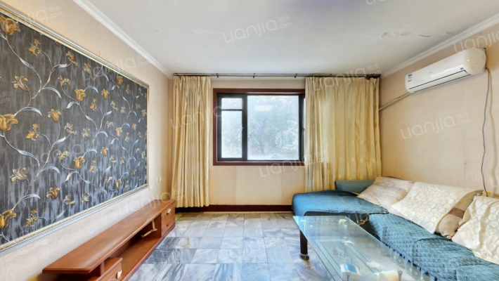 磷肥厂家属院二手房实景图