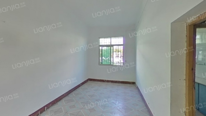 粮食小区二手房实景图