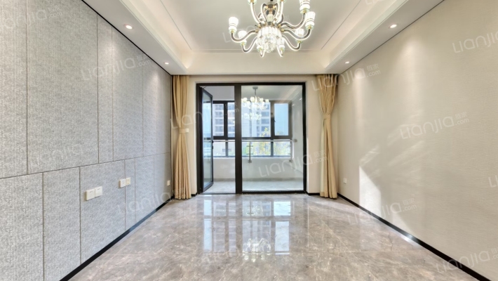 保利天汇二手房实景图