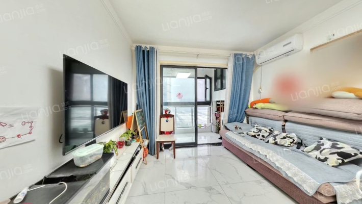 永威枫香庭西院二手房实景图