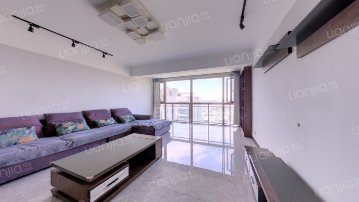 翡翠海湾二手房实景图