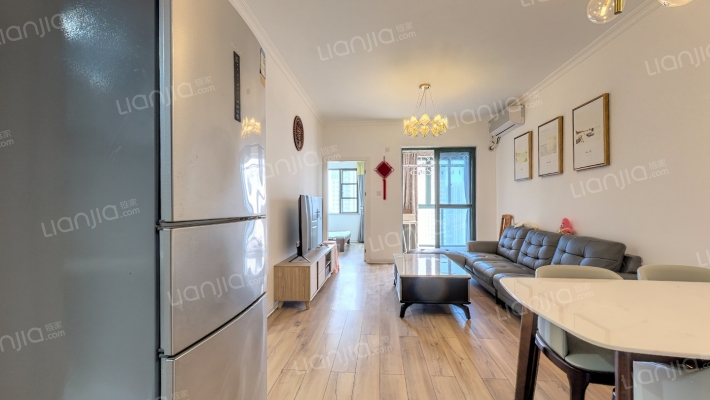 银泉花园二手房实景图