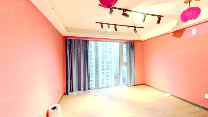 红鼎国际名苑二手房实景图