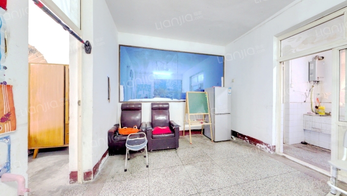 东神公司家属院二手房实景图