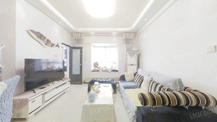 柠檬公寓二手房实景图