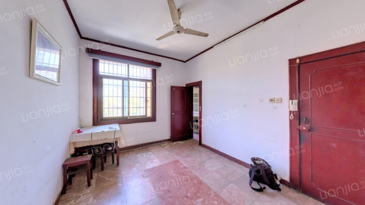 江大南路97号楼二手房实景图