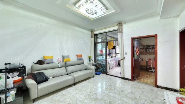 蓝鼎星河府二手房实景图