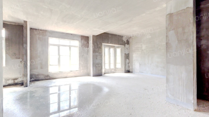 保利东湖林语二手房实景图