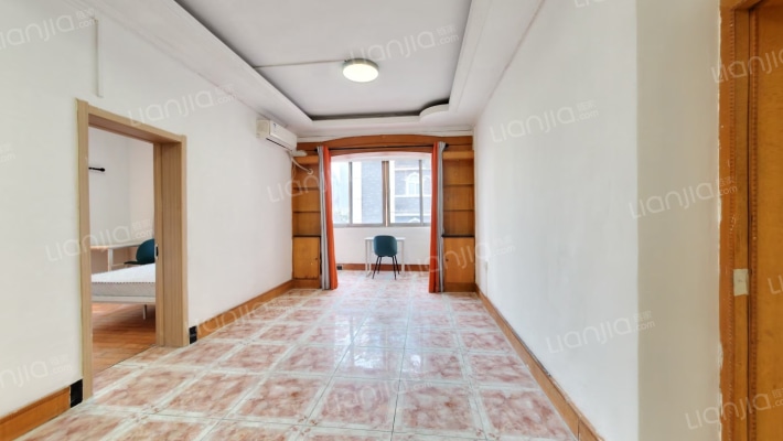 上翔街32号二手房实景图