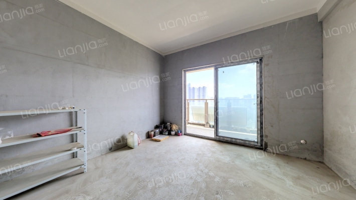 鸿泰盛景国际二手房实景图