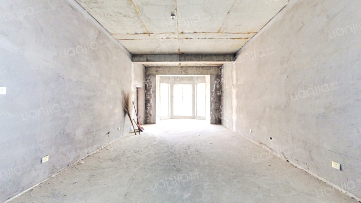 林城万人温泉小镇三期别墅二手房实景图