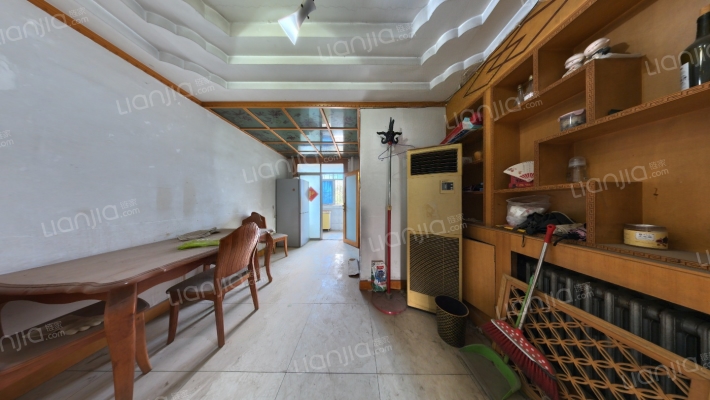 工行家属院二手房实景图