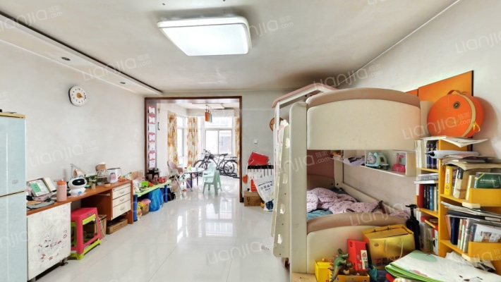 隆园居二手房实景图
