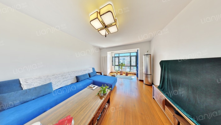 米兰天空二手房实景图