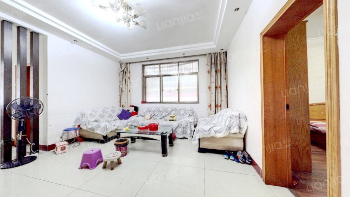 市高级技校职教小区二手房实景图