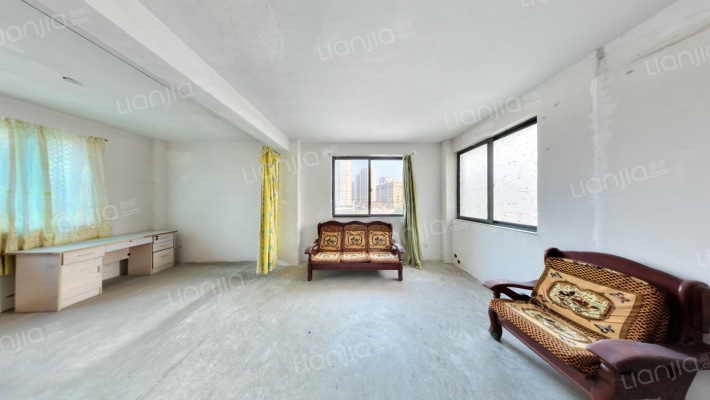 云枫嘉苑二手房实景图