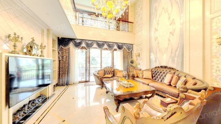 中驰湖滨二手房实景图