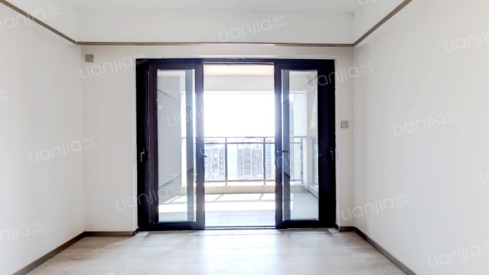 时代倾城水岸雅苑二手房实景图