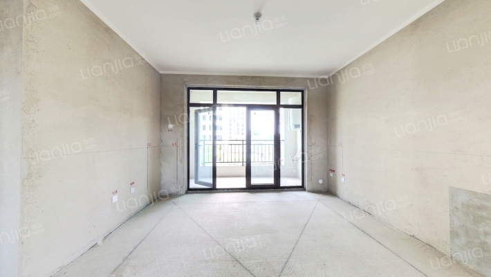 凤麟府南北通透三居 毛坯 看房方便-客厅