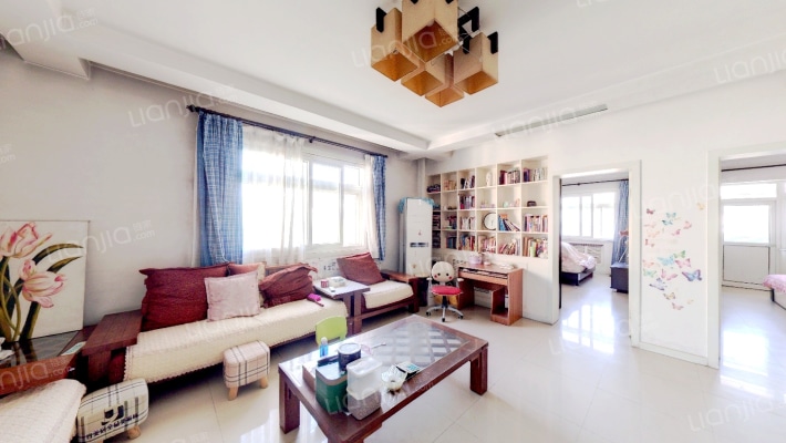 纺织品家属楼二手房实景图