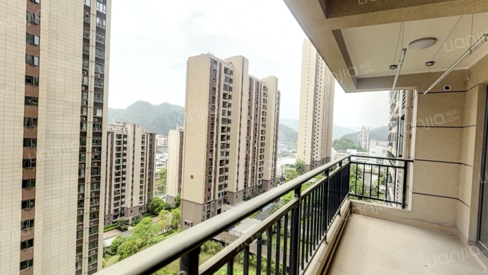 碧桂园中央公园二手房实景图