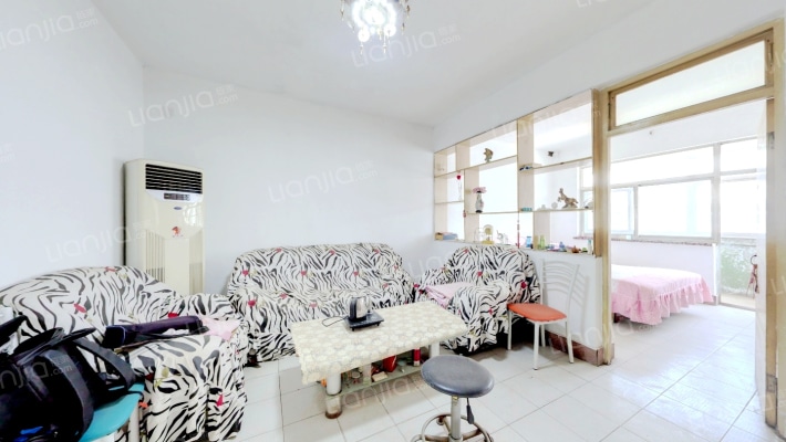 东方家园二手房实景图