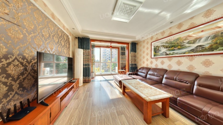 阳光公园1号二手房实景图