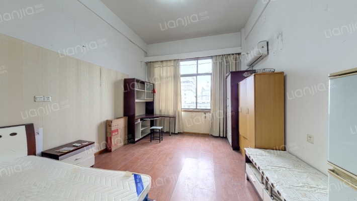 金贸大厦二手房实景图