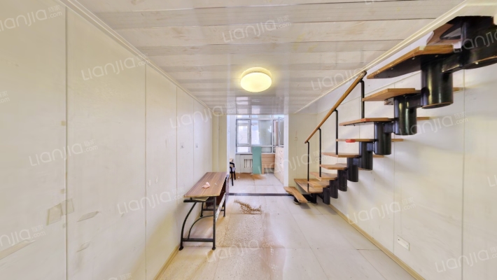 奥莱公寓二手房实景图