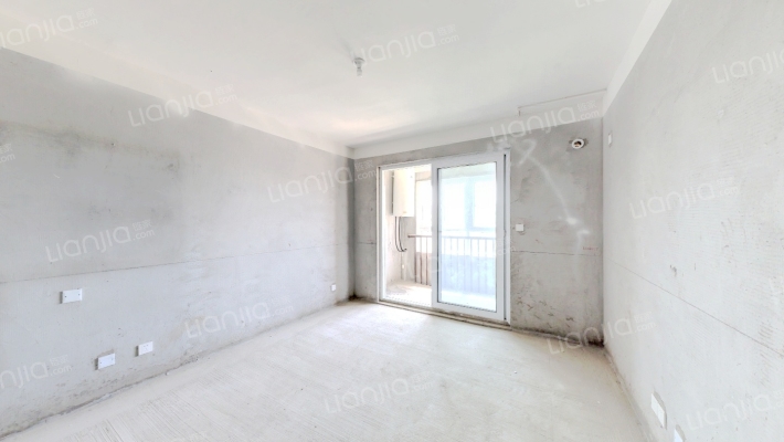 名元佳苑二手房实景图