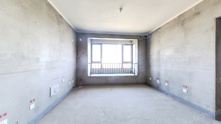 天伦湾馨园 南北通透三居 中高楼层 看房随时-客厅