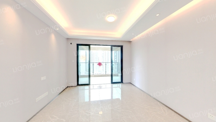 保利卓越中环广场二手房实景图