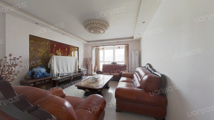 鸿运润园C区二手房实景图