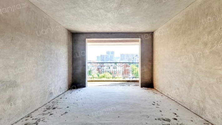 七彩锦绣前程二手房实景图