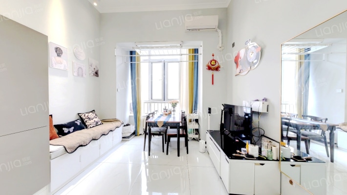 首尔甜城·方立方二手房实景图