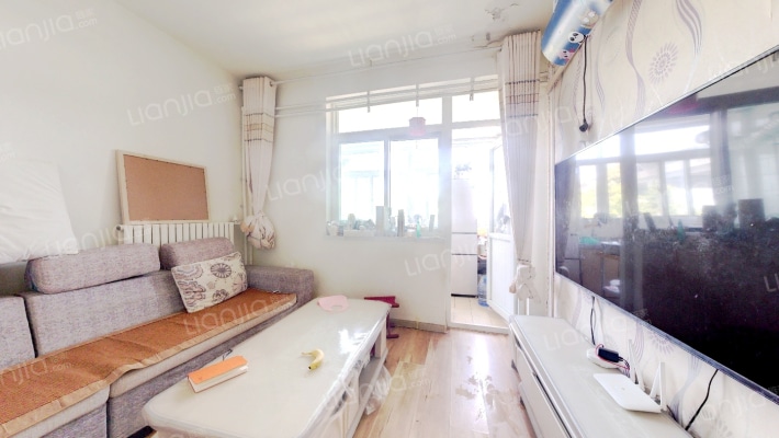 七里堡社区东区二手房实景图