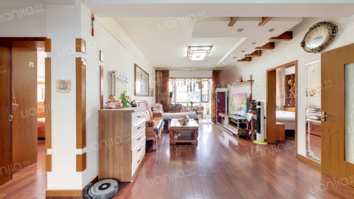 名贵山庄华春园二手房实景图