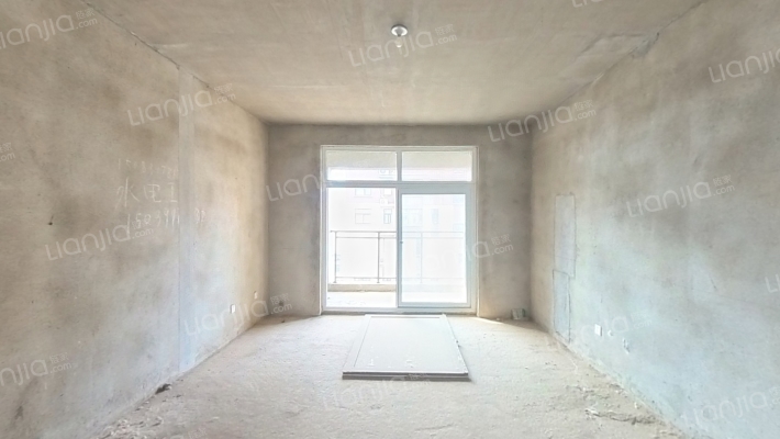 铂悦府二手房实景图