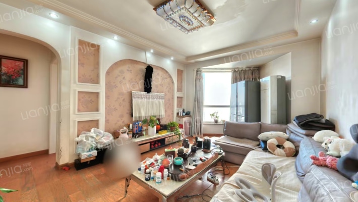 天时名苑二手房实景图