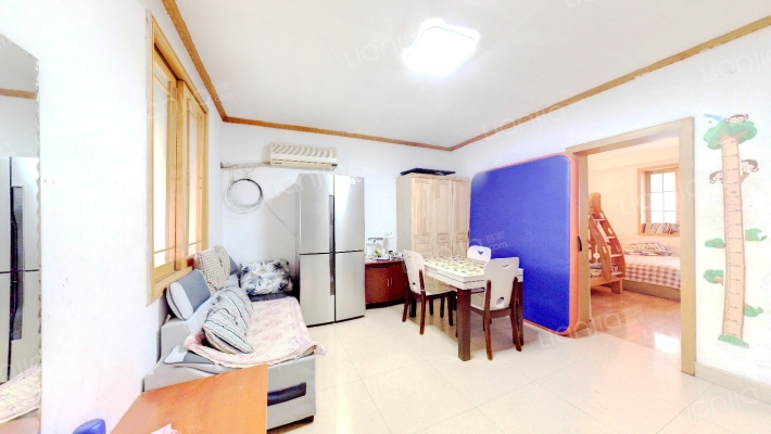 建华街小区二手房实景图