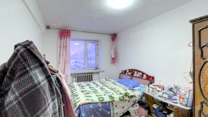 新发小区E区二手房实景图