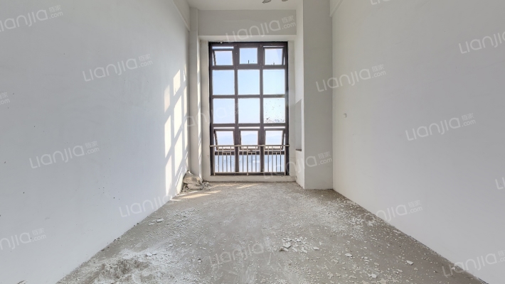 港龙喜临门二手房实景图