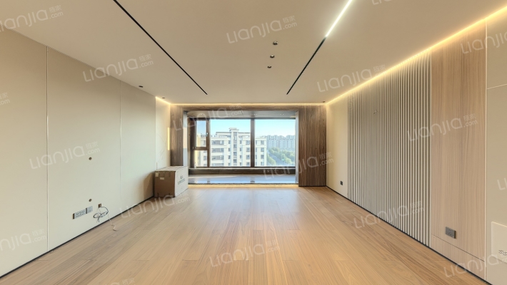 保利天誉二手房实景图